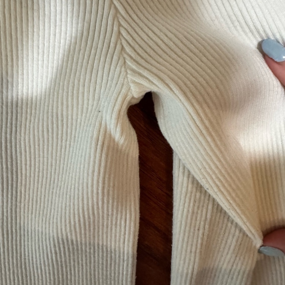 White Ribbed Pants with Navy Bottom Stripe - Picture 4 of 5